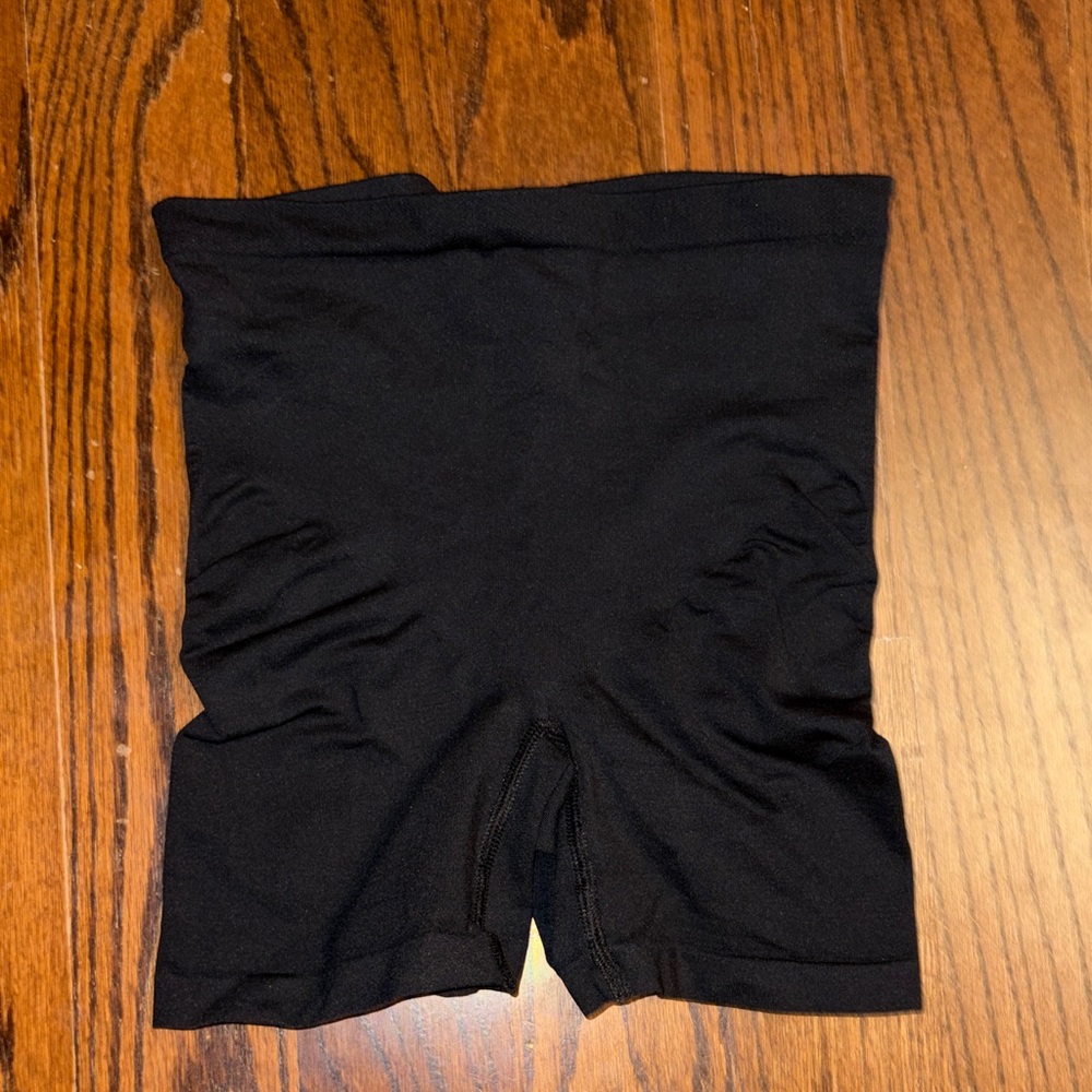 High waisted compression/ spandex shorts undergarment